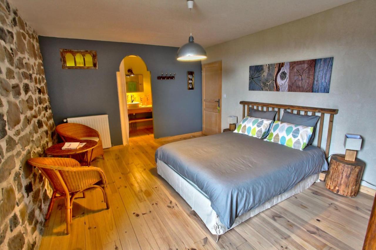 La Ferme De Madelonnet Bed and Breakfast Saint-Jeures Εξωτερικό φωτογραφία